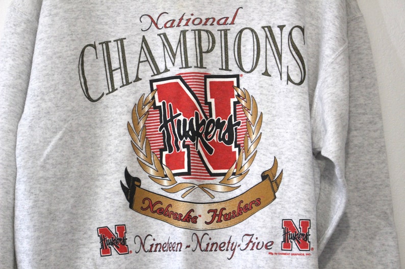 Vintage University Of Nebraska Cornhuskers Huskers National Champions 1995 Sweatshirt - Image 2
