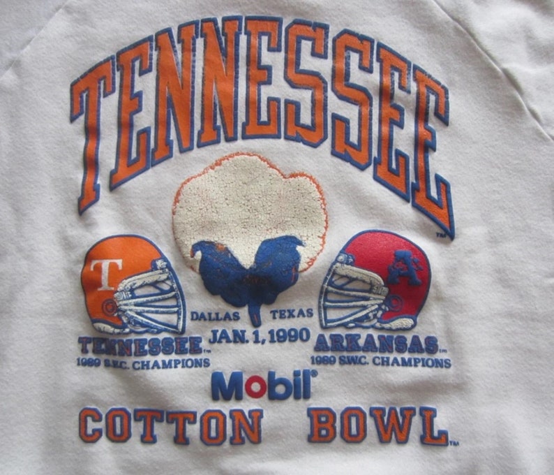 Vintage University Of Tennessee Vs Arkansas Cotton Bowl Sweatshirt Retro 90S Tennessee Shirt - Image 2