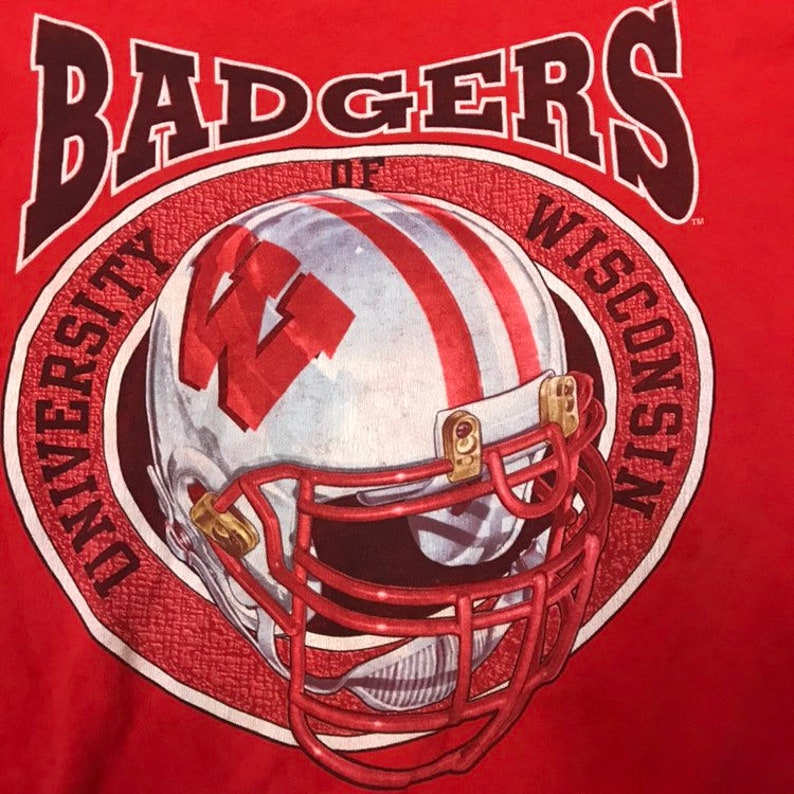 Vintage Wisconsin Badgers Pro Player Shirt, Perfect Gift for NCAA Fans - Image 2