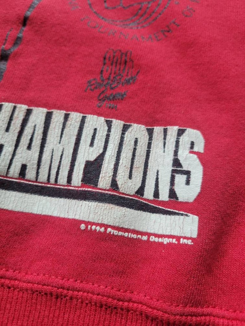 Vintage Wisconsin Badgers Rose Bowl Champions Sweatshirt - Perfect NCAA Gift for Fans - Image 4