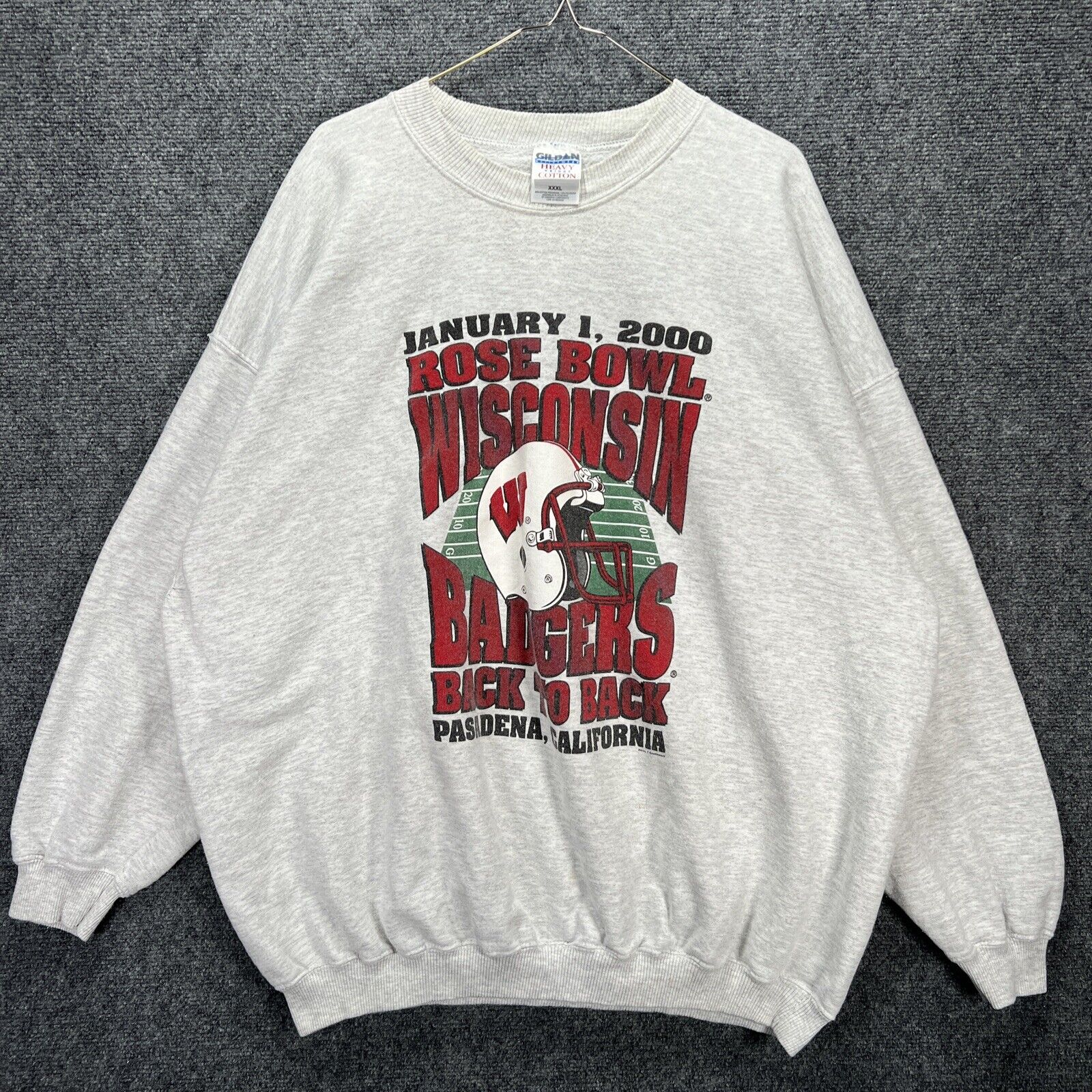 Vintage Wisconsin Badgers Rose Bowl Sweatshirt - Perfect NCAA Apparel for Fans