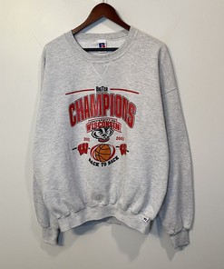 Vintage Y2K Wisconsin Badgers Basketball Champs Crewneck Sweatshirt - NCAA Fan Apparel