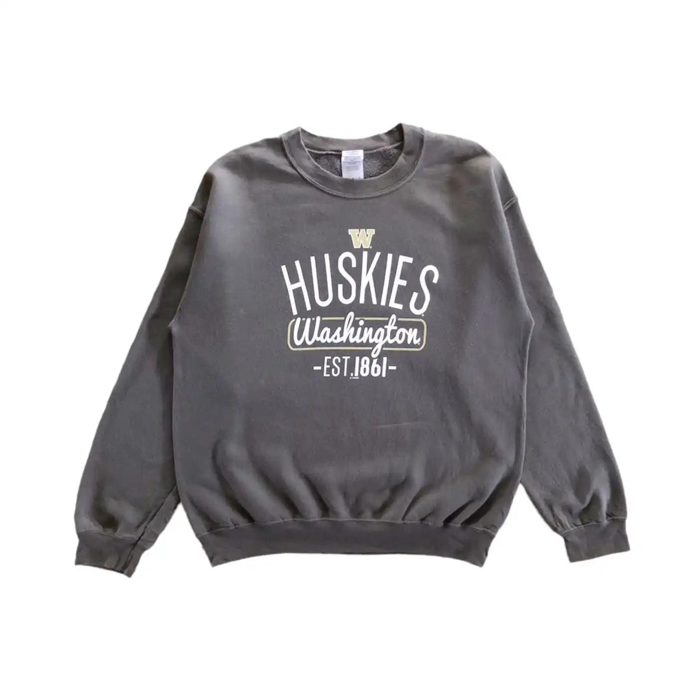 Washington Huskies University T-Shirt Sweatshirt Hoodie American Football Gifts Lover