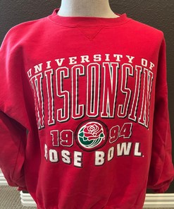 Wisconsin Badgers 1994 Rose Bowl Crewneck Sweatshirt - Classic NCAA Clothing for Fans