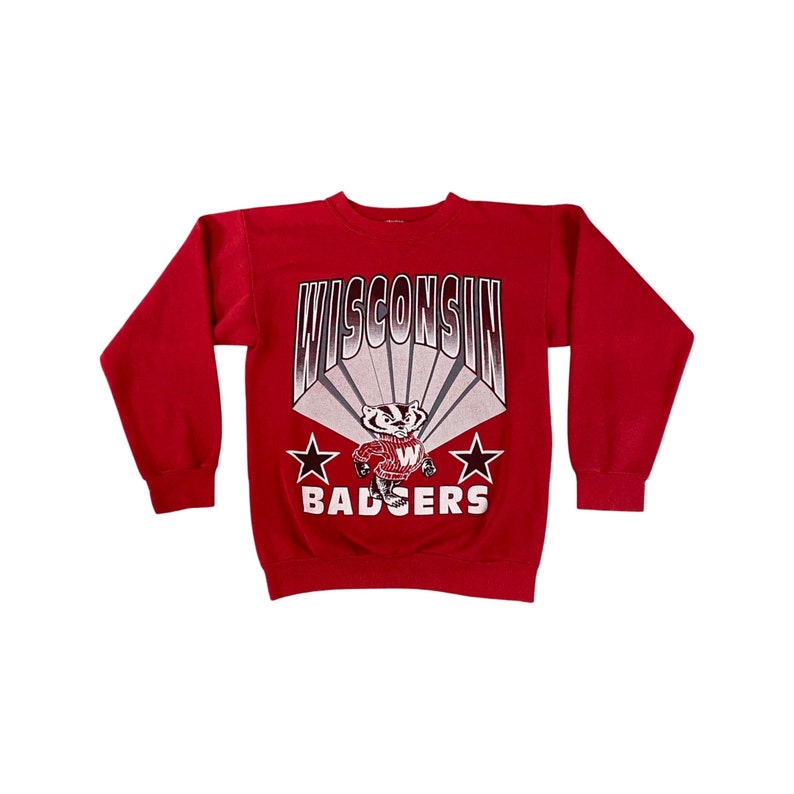 Wisconsin Badgers "Bucky" Sweatshirt from 1992, Perfect Gift for NCAA Fans