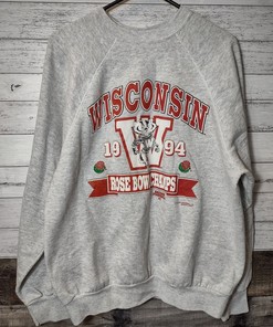 Wisconsin Badgers Vintage 1994 Rosebowl Sweatshirt in Red, NCAA Football