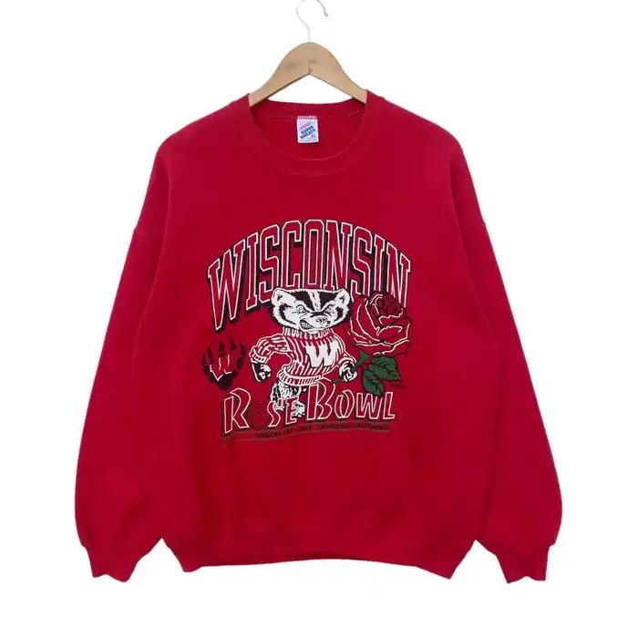 Wisconsin Badgers Vintage Style Rose Bowl Pullover Sweatshirt