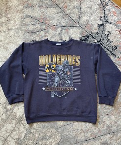 Wolverines Michigan Vintage Style Sweatshirt T-shirt, NFL Football Teams Gifts For Fans