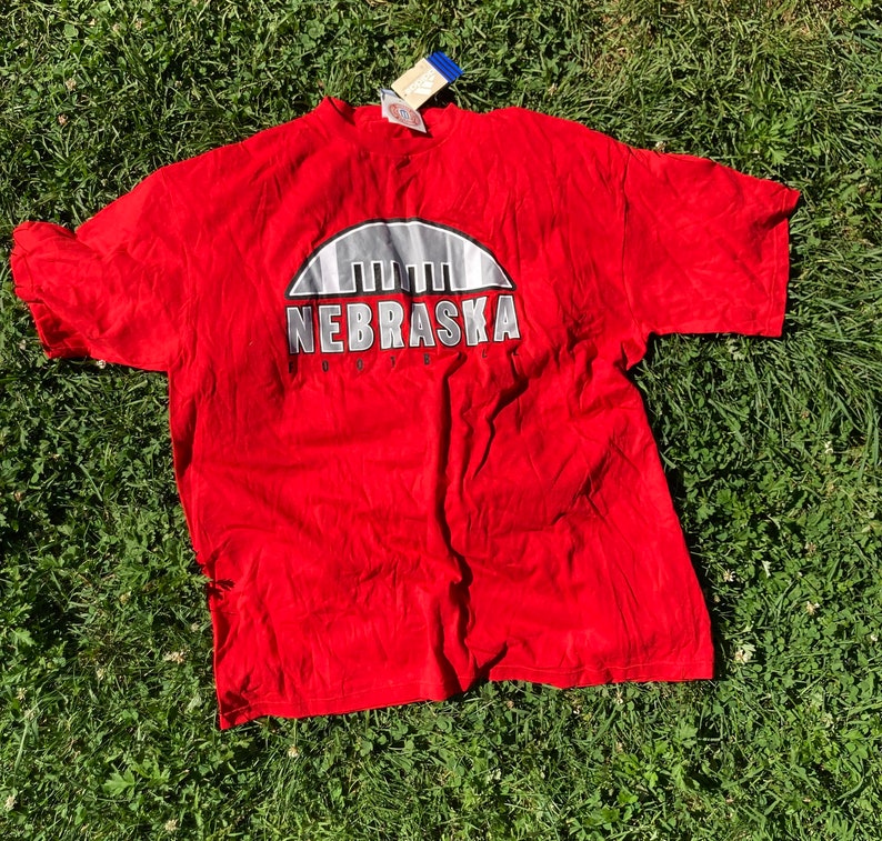 Y2K Nebraska Football Red Xxl Athletic Cotton Crewneck Graphic Sports Shirt Shirt