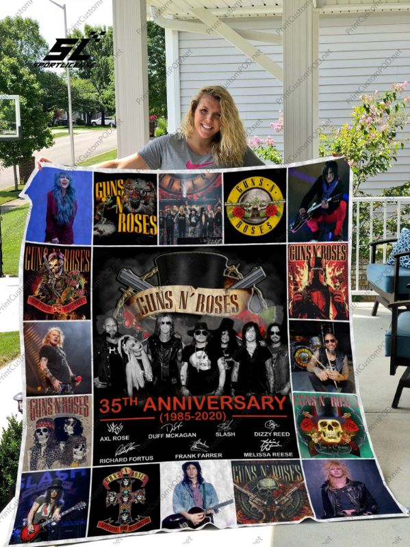 35th Anniversary Guns N' Roses Rock Band Quilted Bedding Set - Twin Size