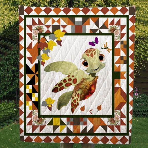 Adorable Turtle Quilt Blanket for Cozy Nights