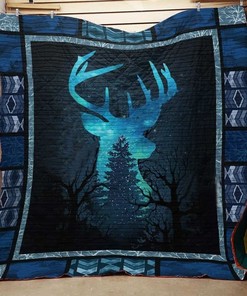 At Night Hunting Deer Hunting Lo Quilt Blanket for Hunting Lovers