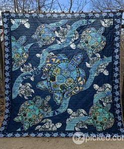 Blue Sea Turtle Blanket TM99: Keep Yourself Warm and Stylish