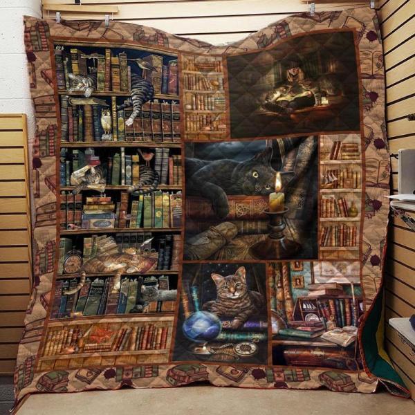 Books And Cats Hobby Quilt Bedding Set - A Beautiful Quilt Bedding Set for Book-Loving Cat Fans