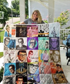 Buddy Holly fans, don't miss out on this beautiful quilt blanket