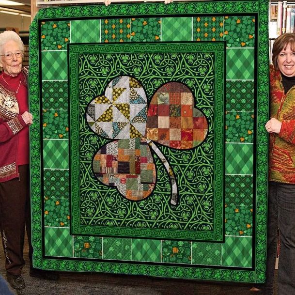 CLO Pattern Quilt Bedding Set with Unique Designs