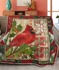 Cardinal Fan's Delight - Cozy and Warm Cardinal Quilt Blanket