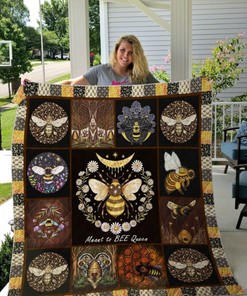Celebrate your love with this cute Meant To Bee Queen Quilt Bedding Set