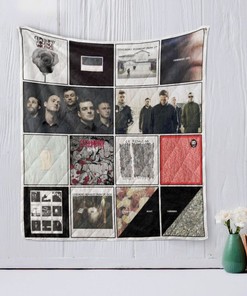 Ceremony Music Quilt Blanket for Lovers of Musical Artistry