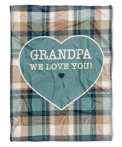 Checkerboard Pattern Quilt Bedding Set for Grandpa - A Warm Birthday Present for Him