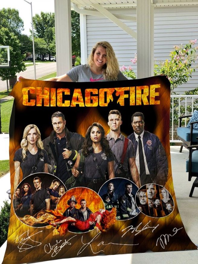 Chicago Fire Signed Quilt Bedding Set for Soccer Fans
