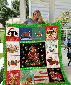 Christmas Dachshund Quilt Blanket with Festive and Cute Design
