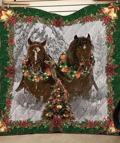 Christmas Decorated Horse Quilt Bed Set