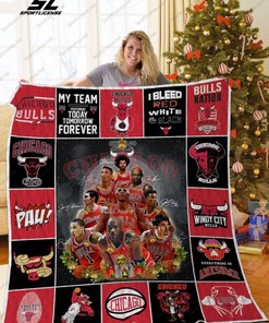 Cincinnati Bulls Bearcats Christmas Tree Quilt Bedding Set - Festive Quilt Bedding Set for College Sports Fans