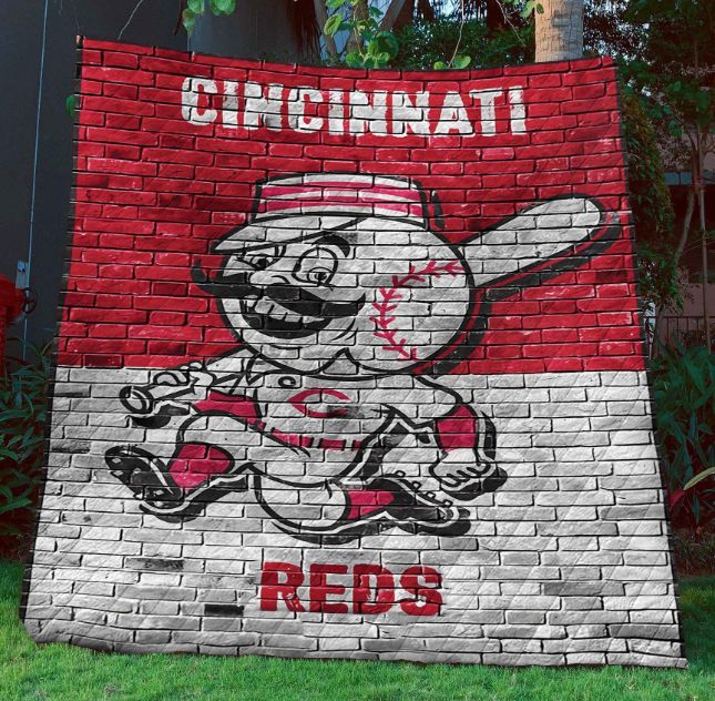 Cincinnati Reds Sleepy Quilt Bedding Set for Sports Fans