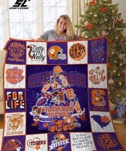 Clemson Tigers Christmas Tree Quilt Blanket for a Festive Touch