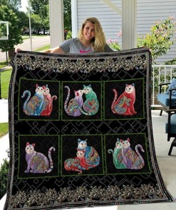Colorful Cat Flower Pattern Quilt Blanket - Perfect for the Cat Lovers Looking for a Unique Quilt Bedding Set