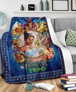 Disney's The Princess and the Frog Quilt Bedding Set with Artistic Design