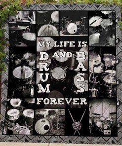 Drum And Bass Music Lovers Quilt Blanket for Music Fans