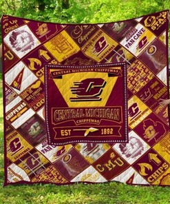 EST 1892 Ncaa Central Michigan Chippewas Vintage Quilt Bedding Set with Collected Green Quilt Blanket