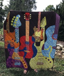 Elevate Your Room With This Classic Guitar Quilt Bedding Set
