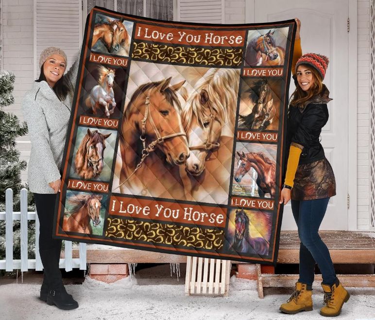 Endearing Love Horse Quilt Bedding Set