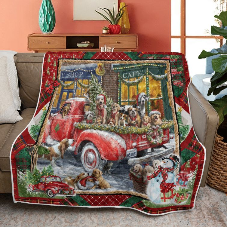 Enjoy the Doggone Christmas with this Fleece Quilt Blanket - Perfect for Dog Lovers