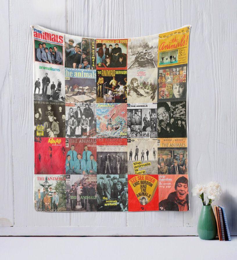 Explore The Wilderness With The Animals Quilt Blanket
