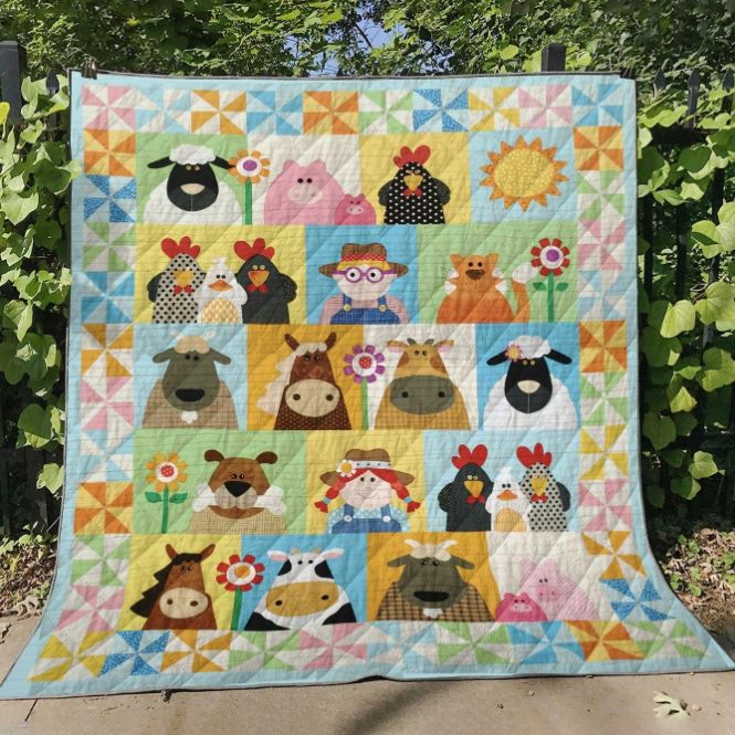 Farm Animal Quilt Bed Set with Cute Prints