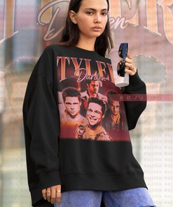 Fight Club Tyler Durden Sweatshirt | Retro 90s Movie Homage Sweater | Classic Film T-Shirt | Fan Gift for Brad Pitt