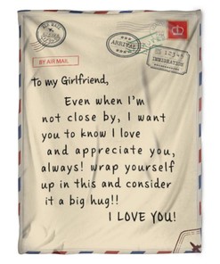 Fleece Blanket Quilt Bedding Set for Girlfriend - A Cozy Gift Idea from Boyfriend