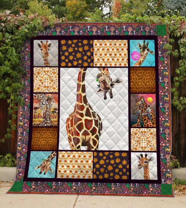 Funny Giraffe Quilt Bedding Set for Animal Lovers