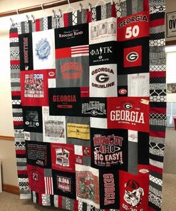 Georgia Bulldog Blanket - Best Gifts for Sports Fans