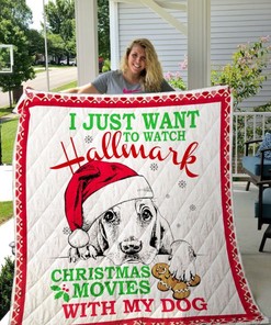 Get Into The Christmas Spirit With This Hallmark Collection Quilt Blanket For Dog Lovers
