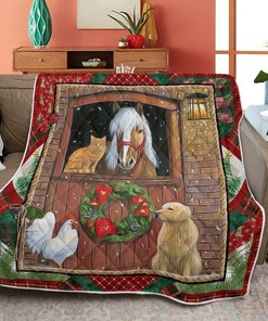 Gift the Farm Animals Christmas Quilt Blanket - Soft and Snuggly