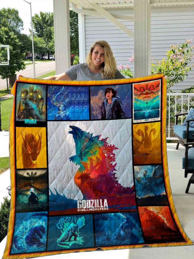 Godzilla Vintage Design Collection Quilt Blanket - Ideal for Godzilla Fans