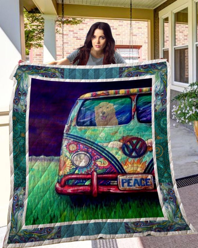 Golden Retriever Driving A Peace Car Quilt Bedding Set for Animal Lovers