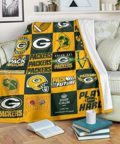 Green Bay Packers Premium Blanket - NFL Officially Licensed Packers Bedding