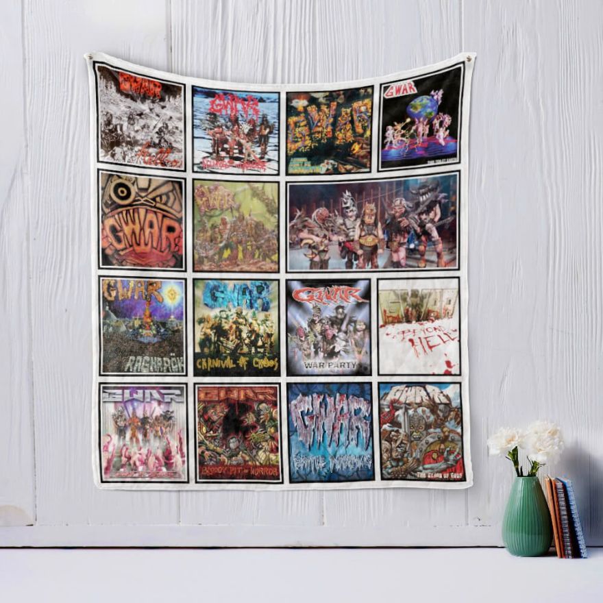Gwar Band Vintage Quilt Blanket - Cool and Trendy Sofa Throw Blanket for Music Fans