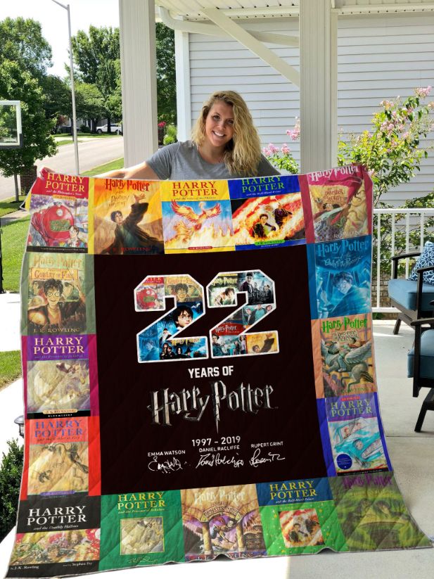 Harry Potter Combined Collection: Pictures from 22 Years Printed On a Cozy Quilt Blanket